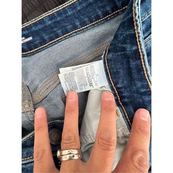 Old Navy dark wash high rise secret slim pockets distressed jean shorts 16 - Picture 3 of 4